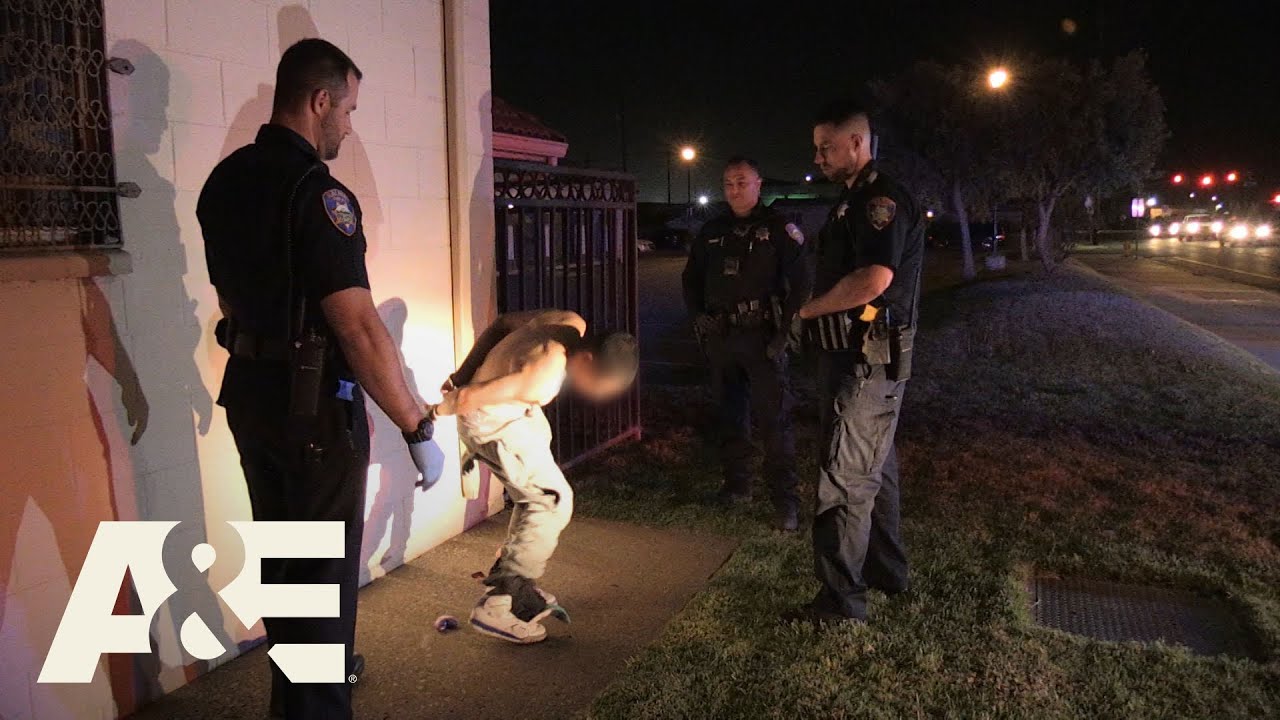 Live PD: Running Through Traffic (Season 3) | A&E