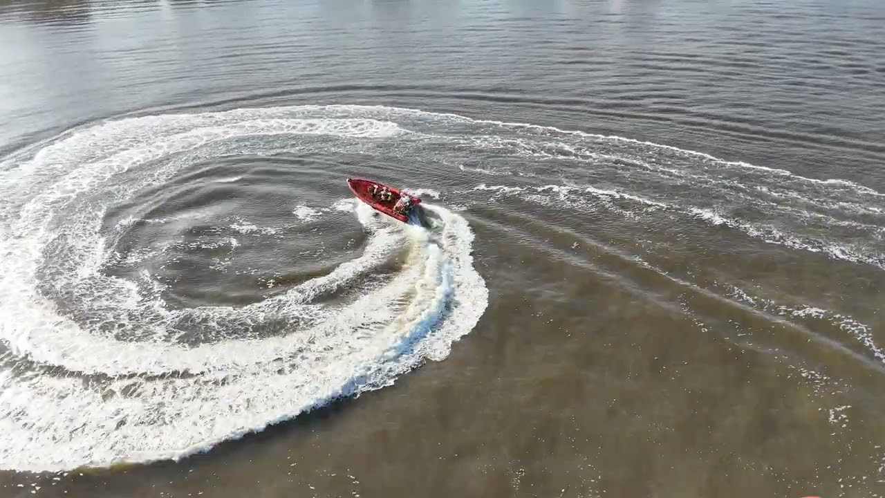 SUNDERLAND LIFEBOAT MANOUVERS DJI mini 4 pr0