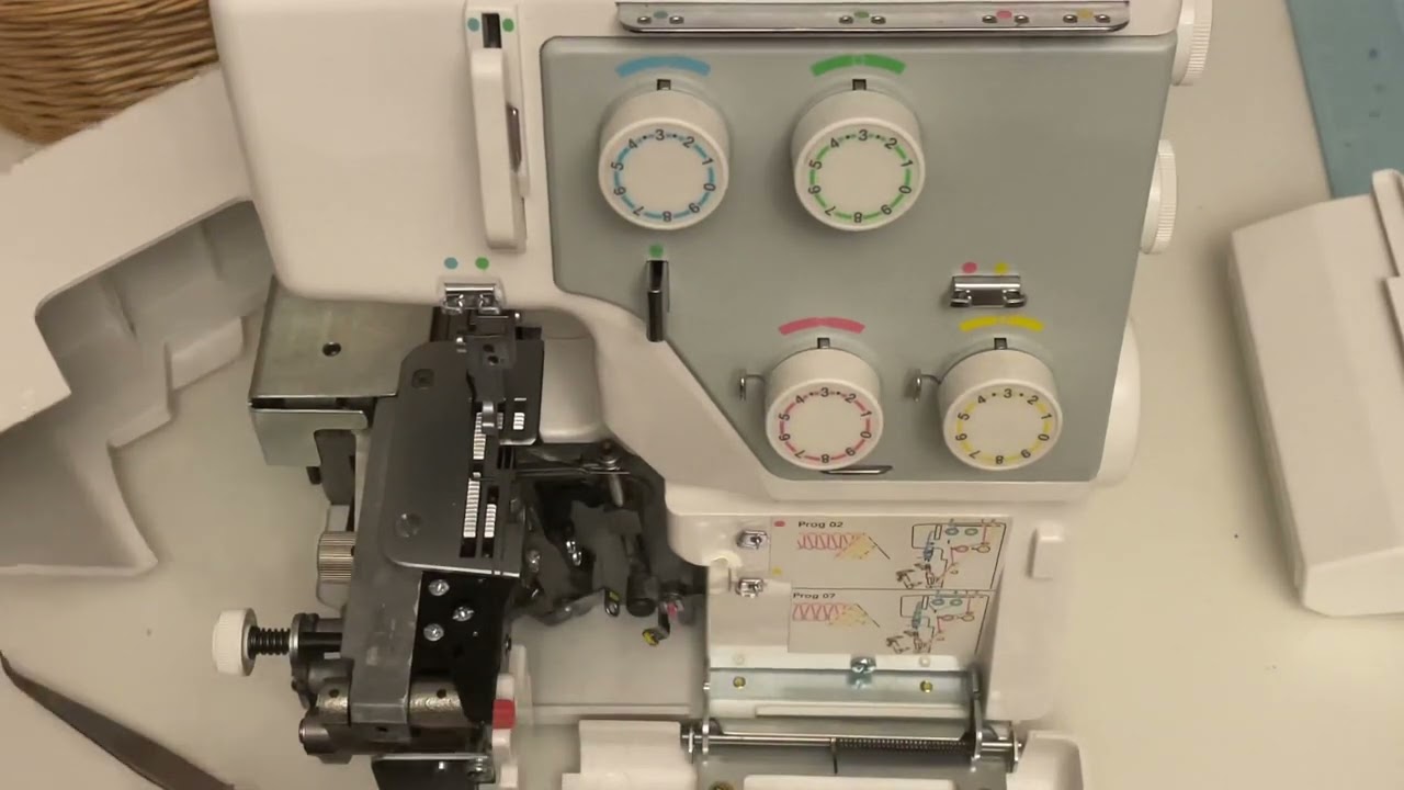Wie man stichbreitzunge einschaltet  ausschaltet bei Pfaff 4752 #nähmaschine #sewingmachine #pfaff