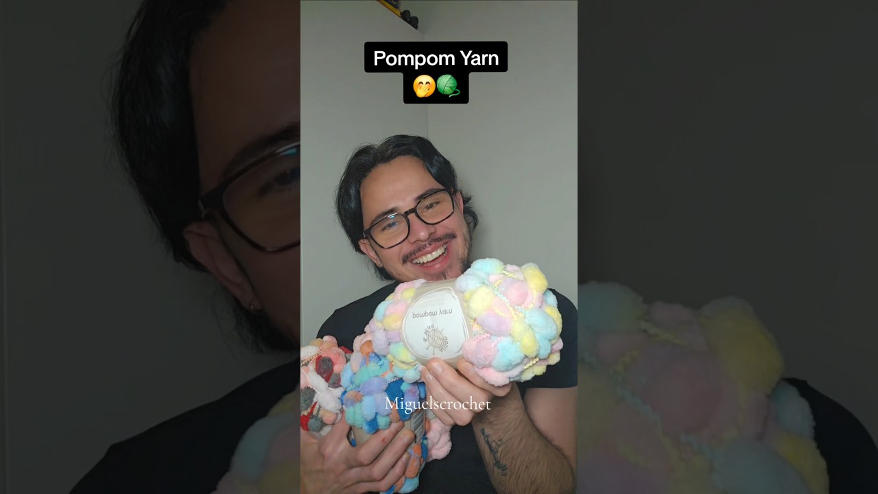 Новая пряжа с помпонами😍🧶