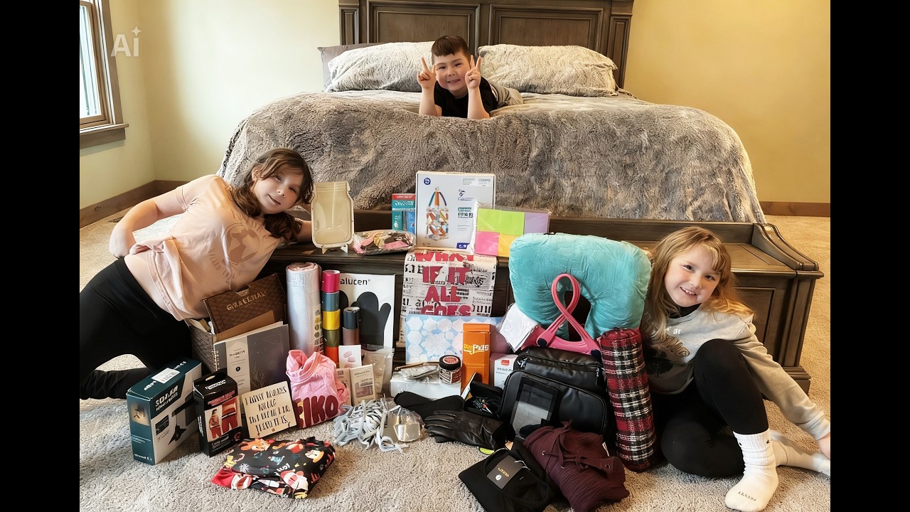 We got an Up Liquidation Mystery Box!! Let's find out what's inside!