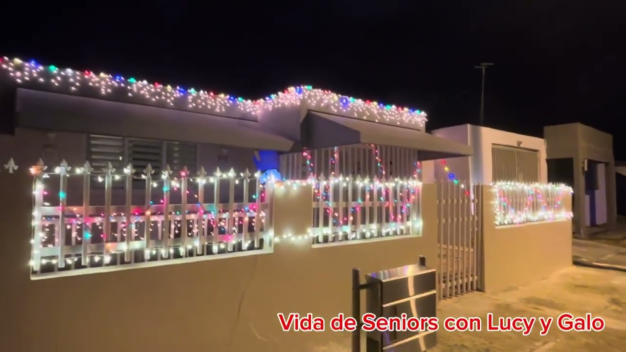 Nuestra Casa se Transforma: ¡Decoración Navideña Exterior que Enamora!”