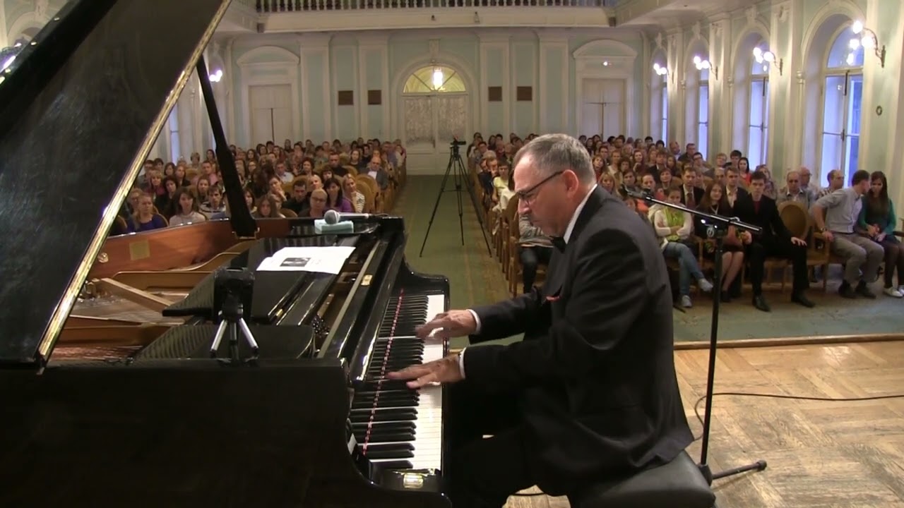 How Long Has This Been Going On by George Gershwin ( Gregory Fine solo)