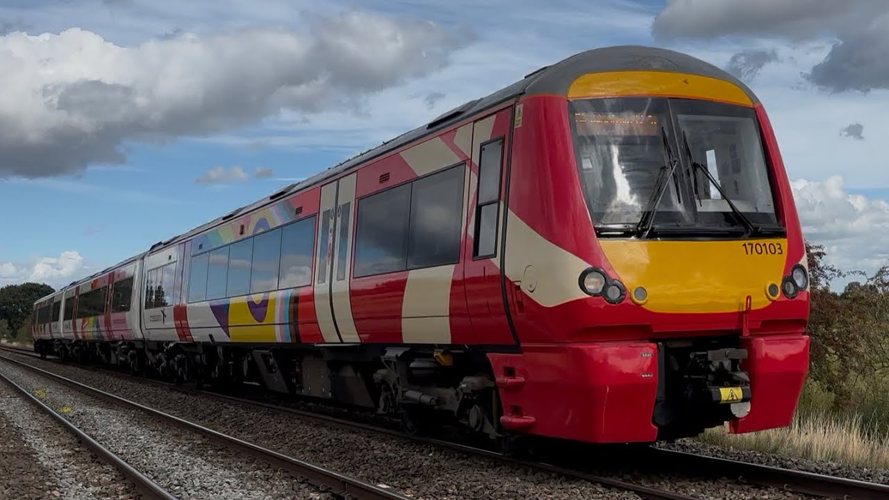 Diesel locomotive epic 66765 170103 66105 66142 66767 66705 66308 769549 769535 Burbage common 