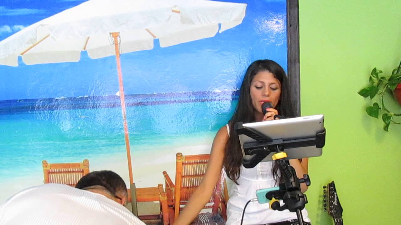 Abyad&eacute; de La Academia 4a Generaci&oacute;n Canta 