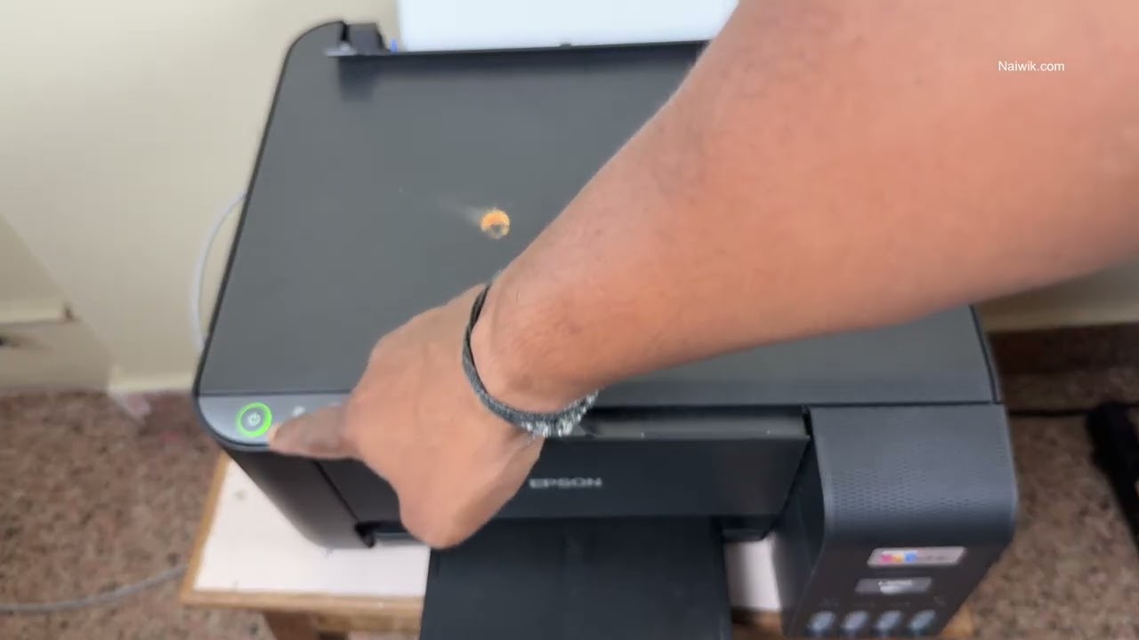 Устранение проблемы печати черными чернилами на принтере Epson