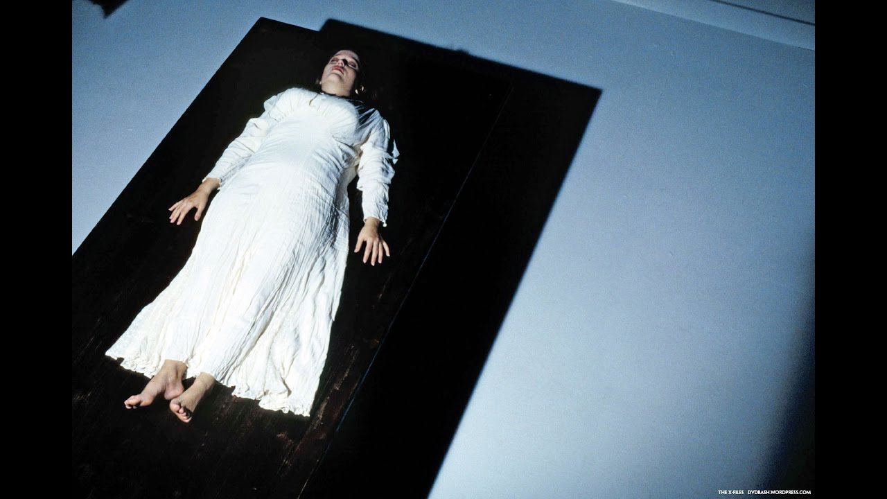 Mark Snow - The Return (The X-Files: One Breath - 02X08)