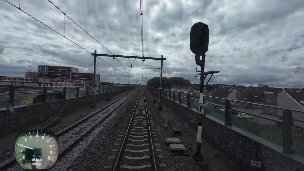 Поездка с машинистом поезда из Алмере в Утрехт. (Со спидометром)