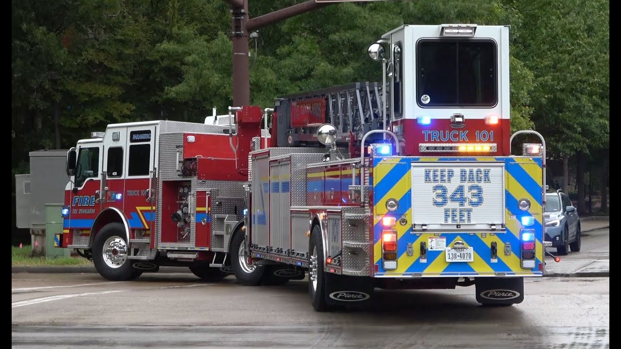 Engine 101 & Truck 101 - MVC Response [The Woodlands Fire Department]