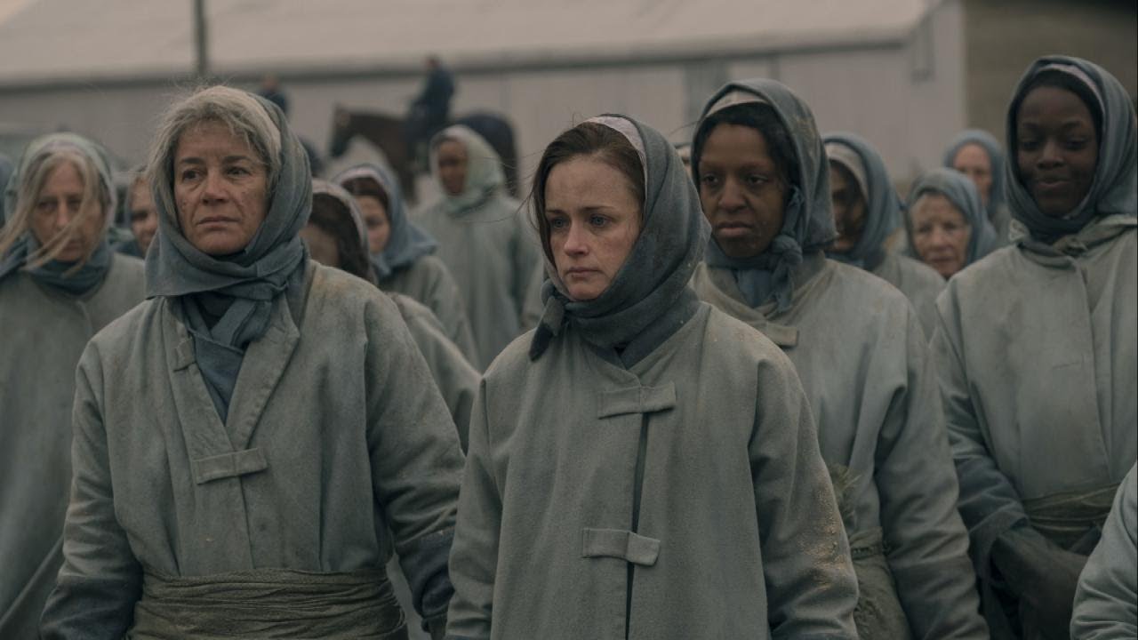 'The Handmaid's Tale' Season 2: How Alexis Bledel Handled the Colonies (Exclusive)