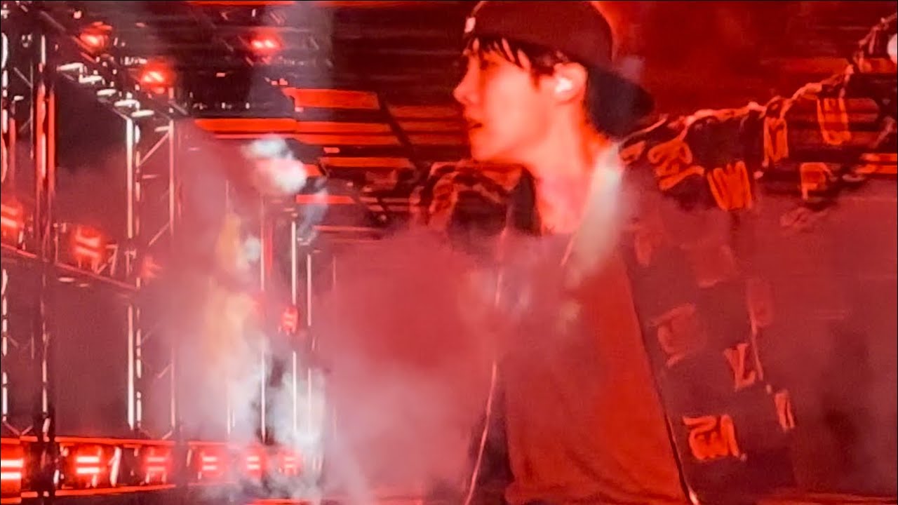 JHOPE - MIC DROP (BTS) PARIS GALA DES PIECES JAUNES 2025