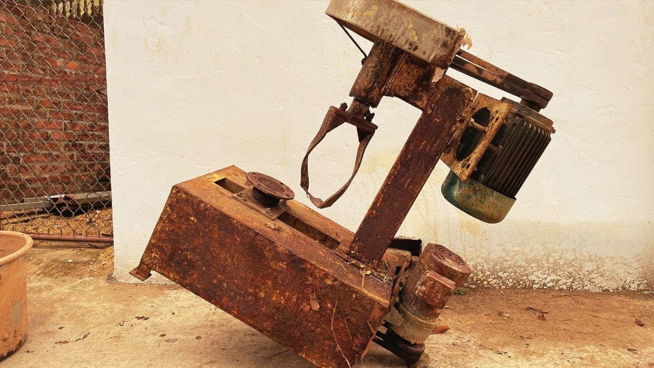 From Scrap: Restoring a Giant Industrial Dough Mixer // Resurrect a Massive Old Rusted Dough Mixer