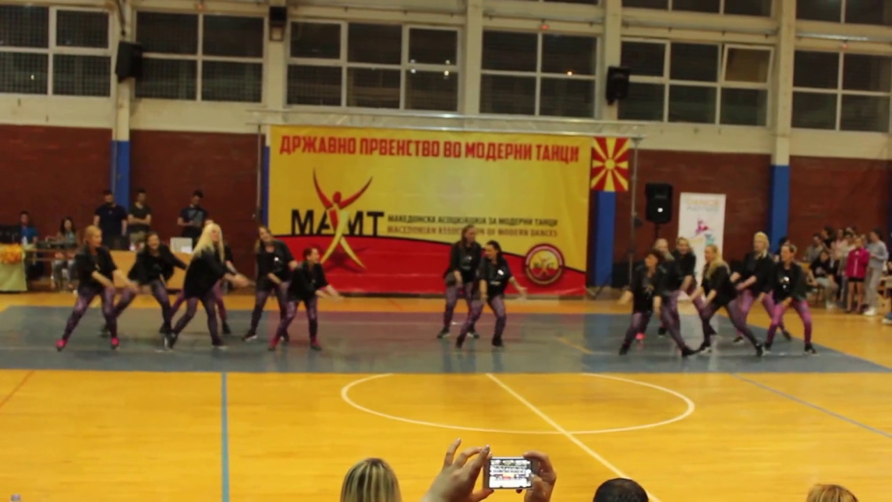 Ain't Your Mama _ Break a Leg / 1st place Hip Hop Formation Adult 2