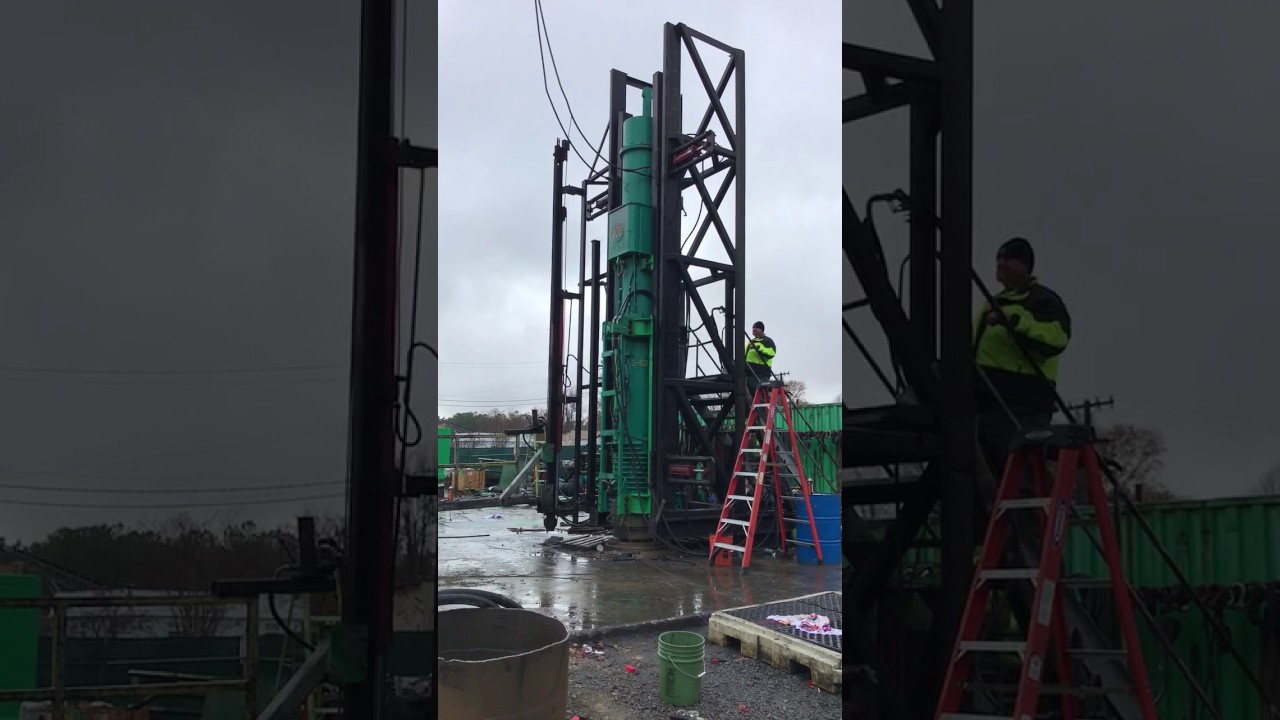 ICE I-62 Diesel hammer