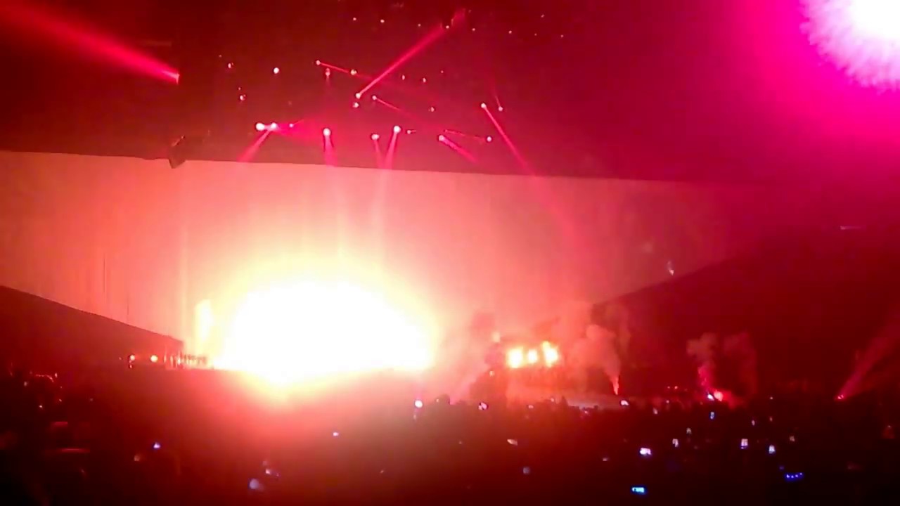 Ariana Grande - Dangerous Woman - Dangerous Woman Tour 2/4/17 @ MGM Grand Garden Arena