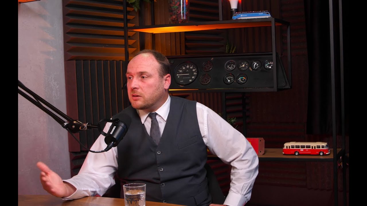 🎧 Točna - 19. díl: Tomáš Mráz, šéf dispečinku PMDP