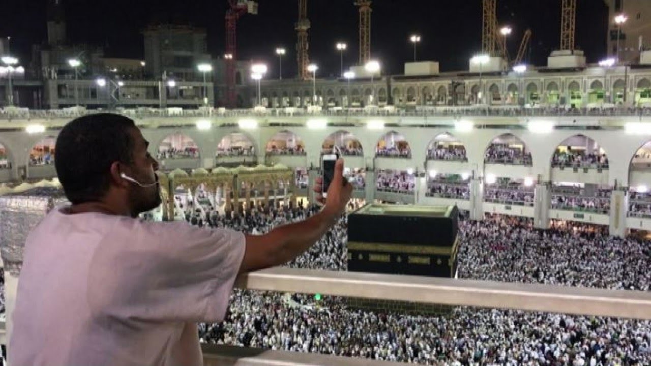 In pellegrinaggio alla Mecca nell'era dei social network
