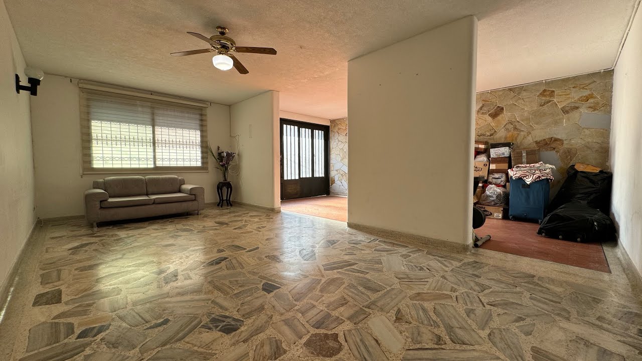 Casa amplia de dos pisos en alquiler / arriendo Barrio Obrero Palmira Valle del Cauca Colombia
