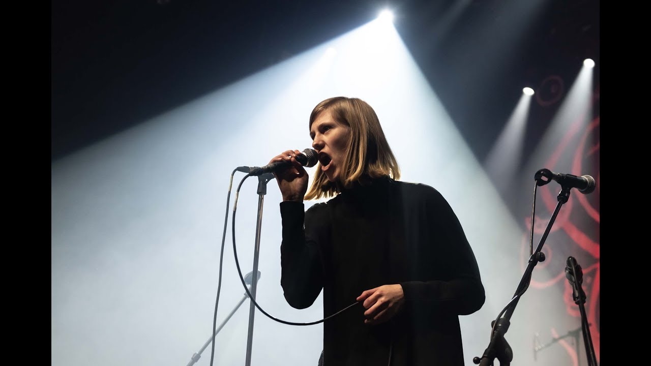 FENNE KUPPENS feat. TRIGGERFINGER - SHOT BY SHOT SIDE  (LIVE@TRIGGERFINGER SESSIE)