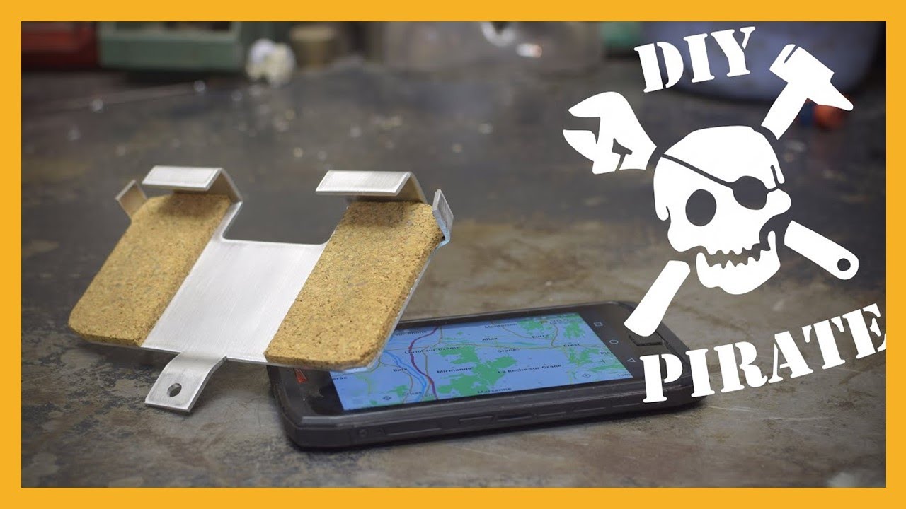 Atelier ▶▶ Fabrication d'un support smartphone
