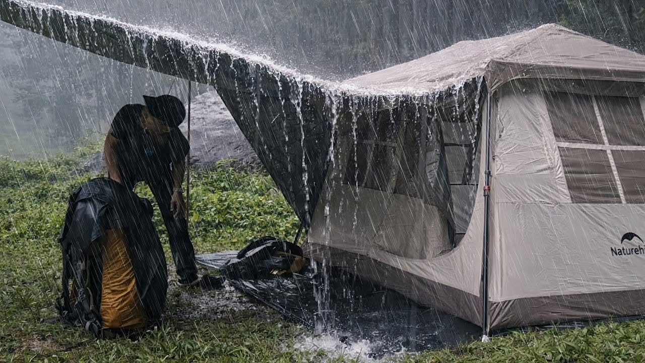 CAMPING IN HEAVYRAIN 🌧️HEAVIEST RAINSTORM I EVER EXPERIENCED‼️WATER OVERFLOWED DUE TO THE HEAVY RAIN