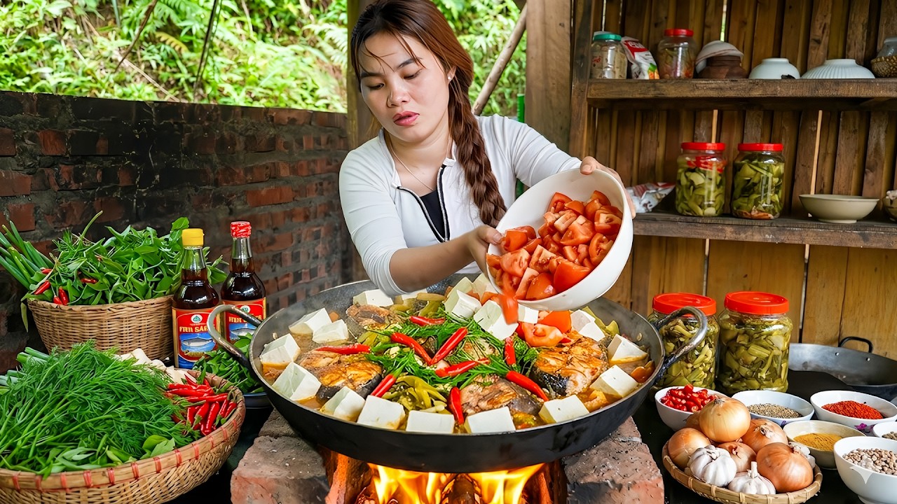 How to Cook Tasty Fish with Tomato for Lunch with Single Mom and Young Children