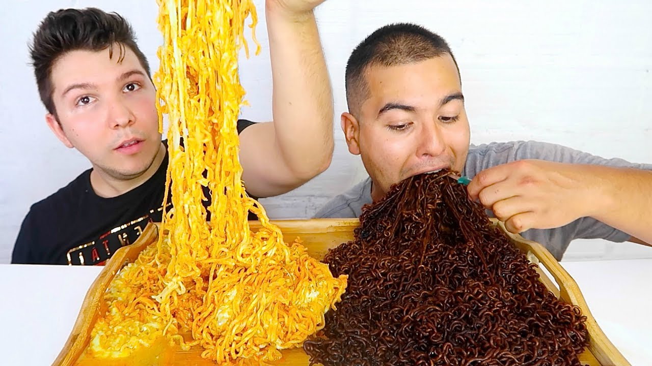 SPICY CHEESY NOODLES & BLACK BEAN NOODLES • Mukbang & Recipe