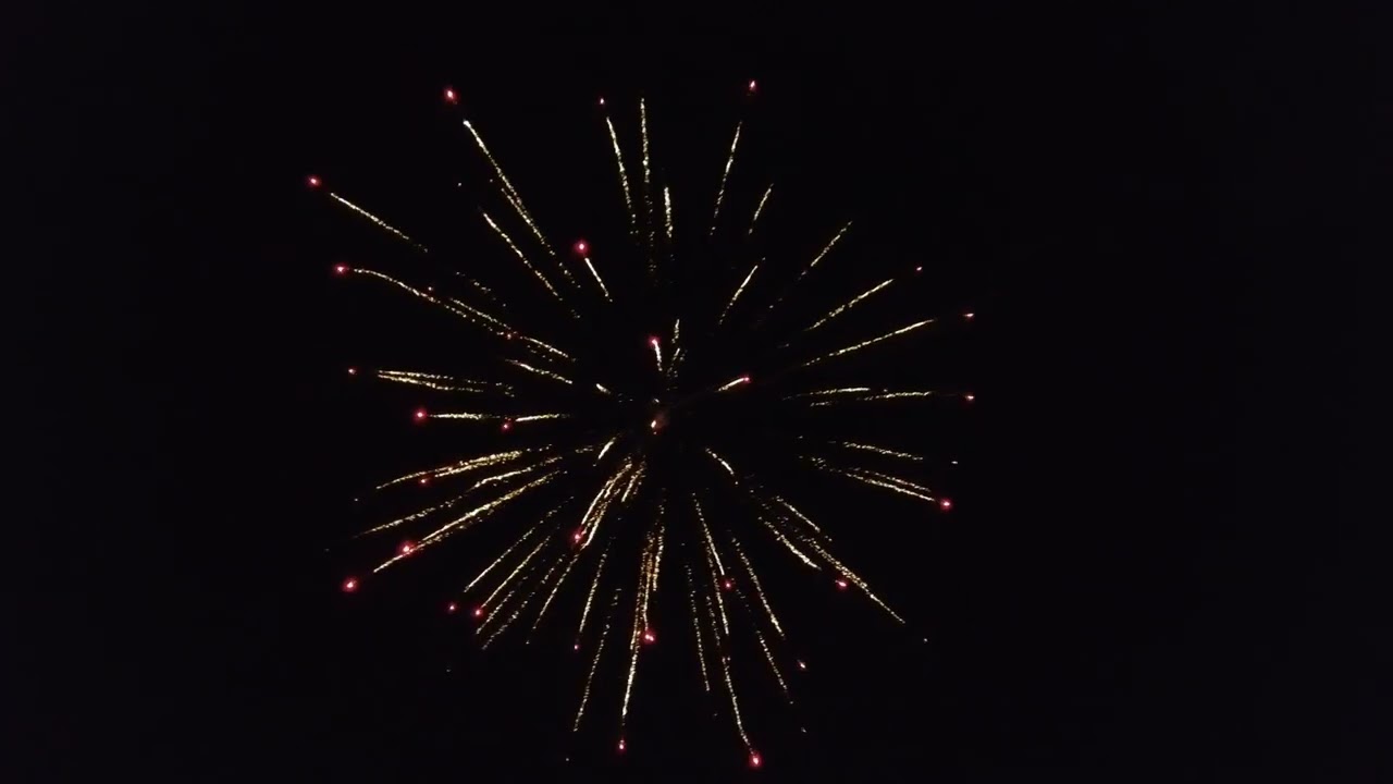 Skjuter två gigantiska raketer 200g