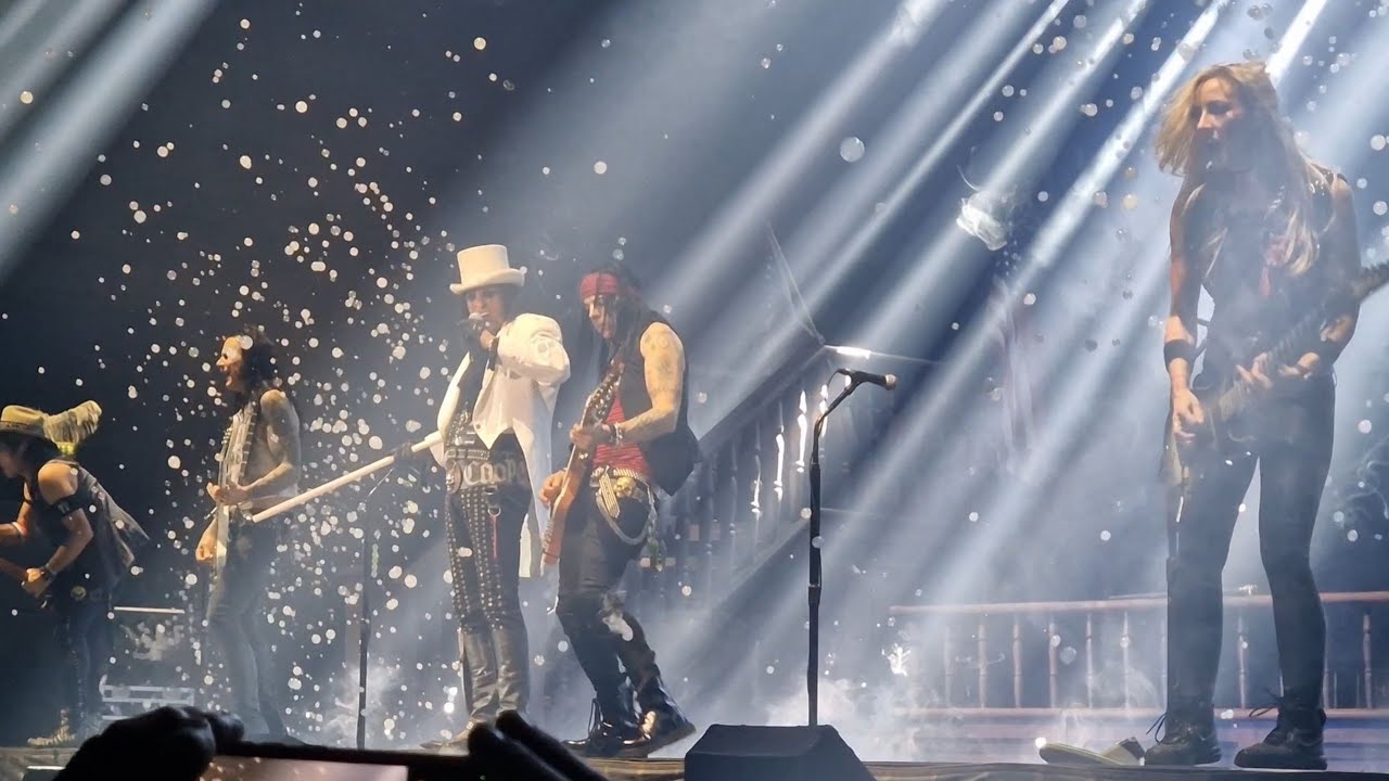 Alice Cooper - School&acute;s Out - Live in Leipzig 11.10.2024