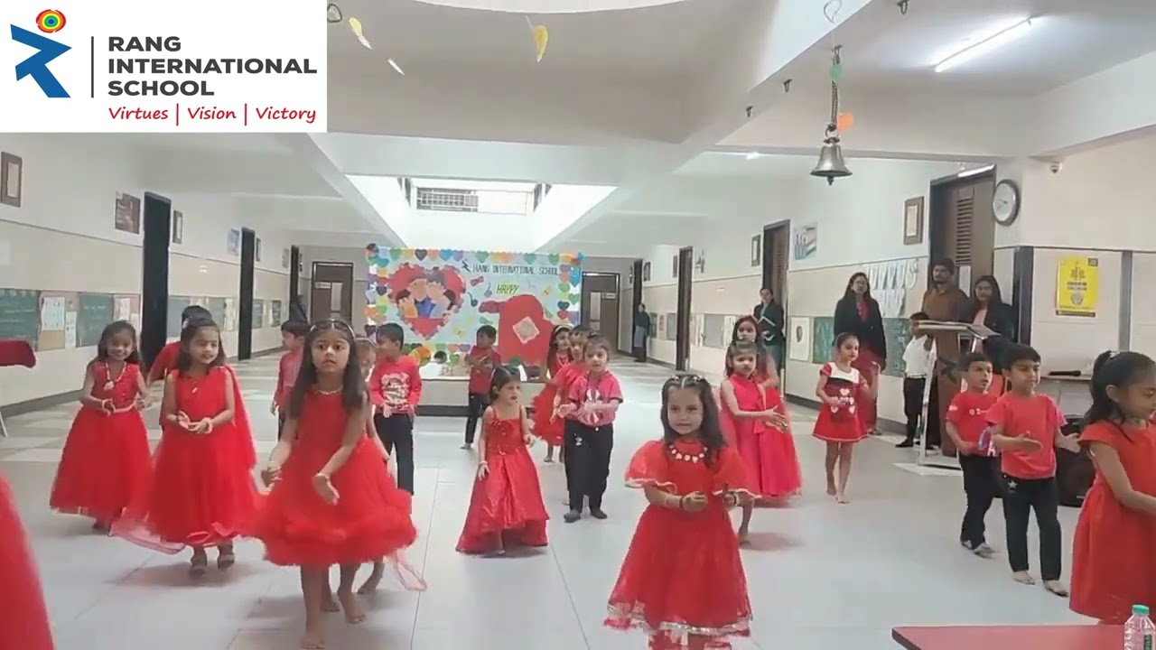 Rang International School GM Pre Primary Students Perform 'Tu Jo Mila' Dance