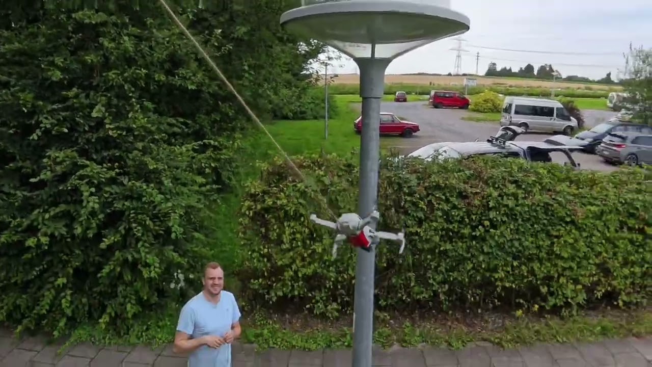 Drohnen-Drama im Baum: Drei M&auml;nner, eine Mission!!!