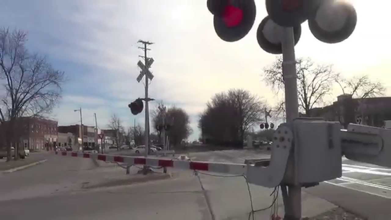 IL 17 and Franklin St. Grade Crossing (Dwight, IL) 3/16/15