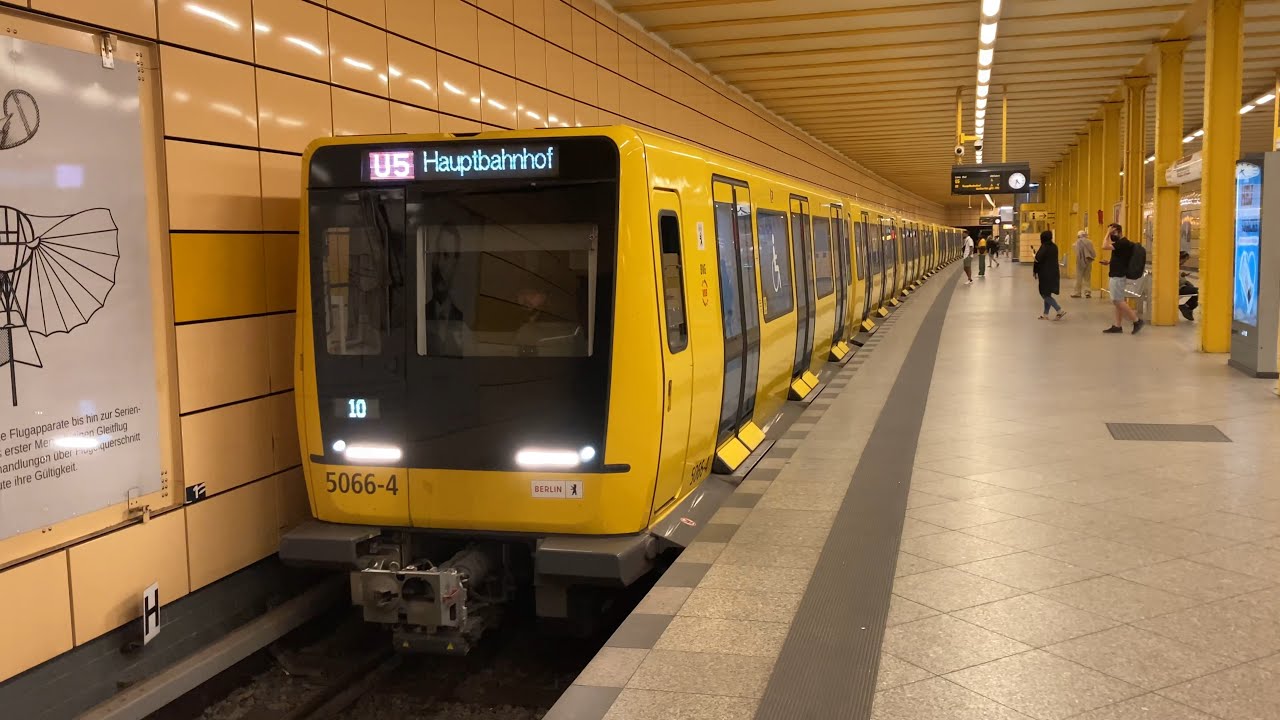 U-Bahn Berlin - Der Bahnhof Weberwiese