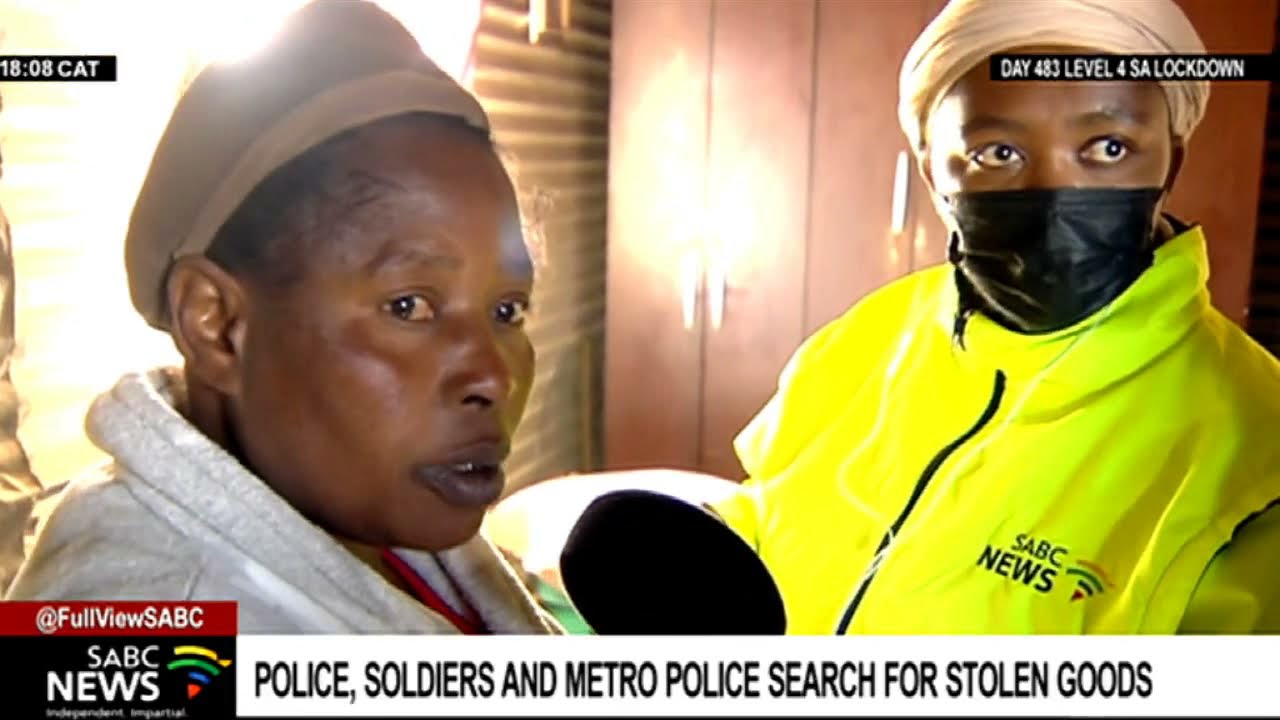 Police, soldiers and metro police confiscate stolen goods
