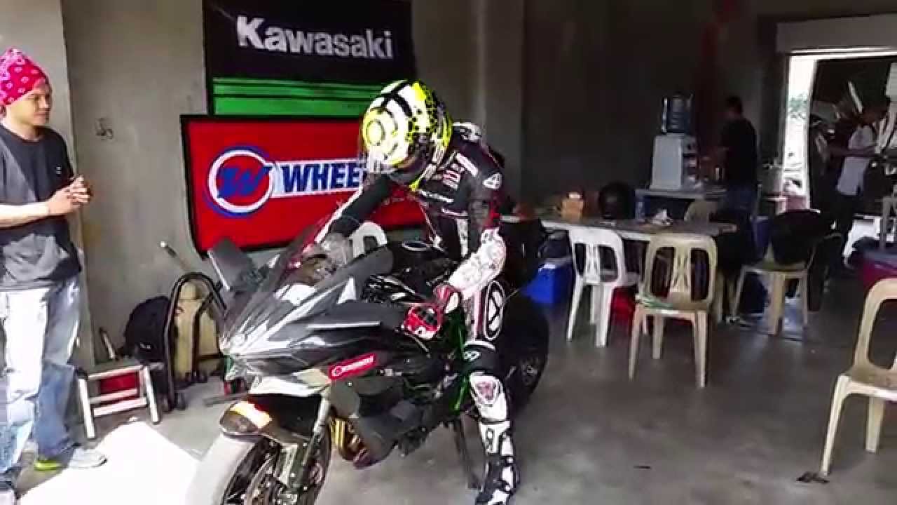 Inside RACING: 2015 Kawasaki Ninja H2R Phil. Track Test hits 300KPH