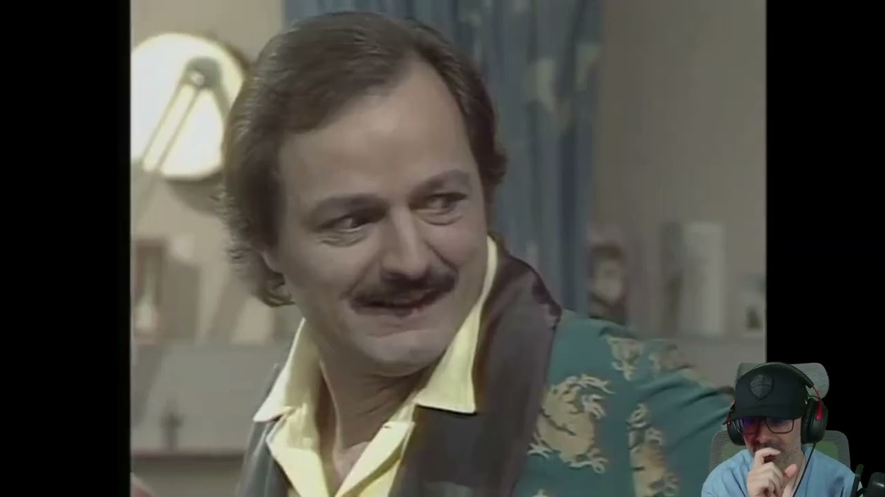 Реакция американцев на сериал «Только когда я смеюсь»: 3 сезон, 8 серия, «Вдали от дома на Рождес...