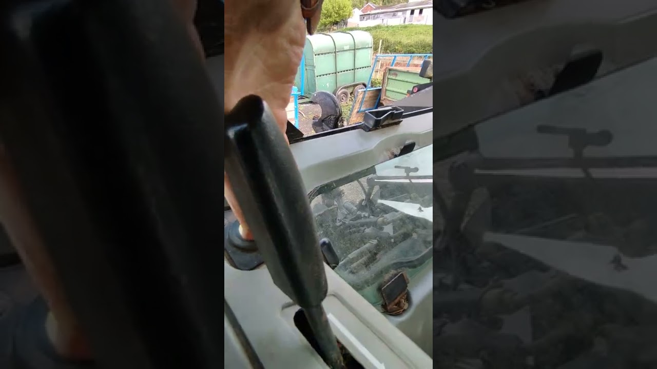 Video 5: Hitching a trailer on the MF6255