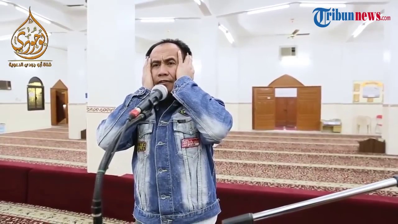 Sepintas Mirip Preman, Begitu Ia Azan, Imam Masjid di Riyadh pun Dibuat Bengong