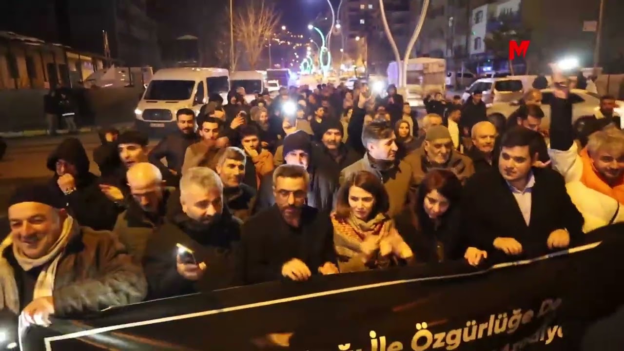 SERHAT’IN DÖRT BİR YANINDA FENERLİ YÜRÜYÜŞ