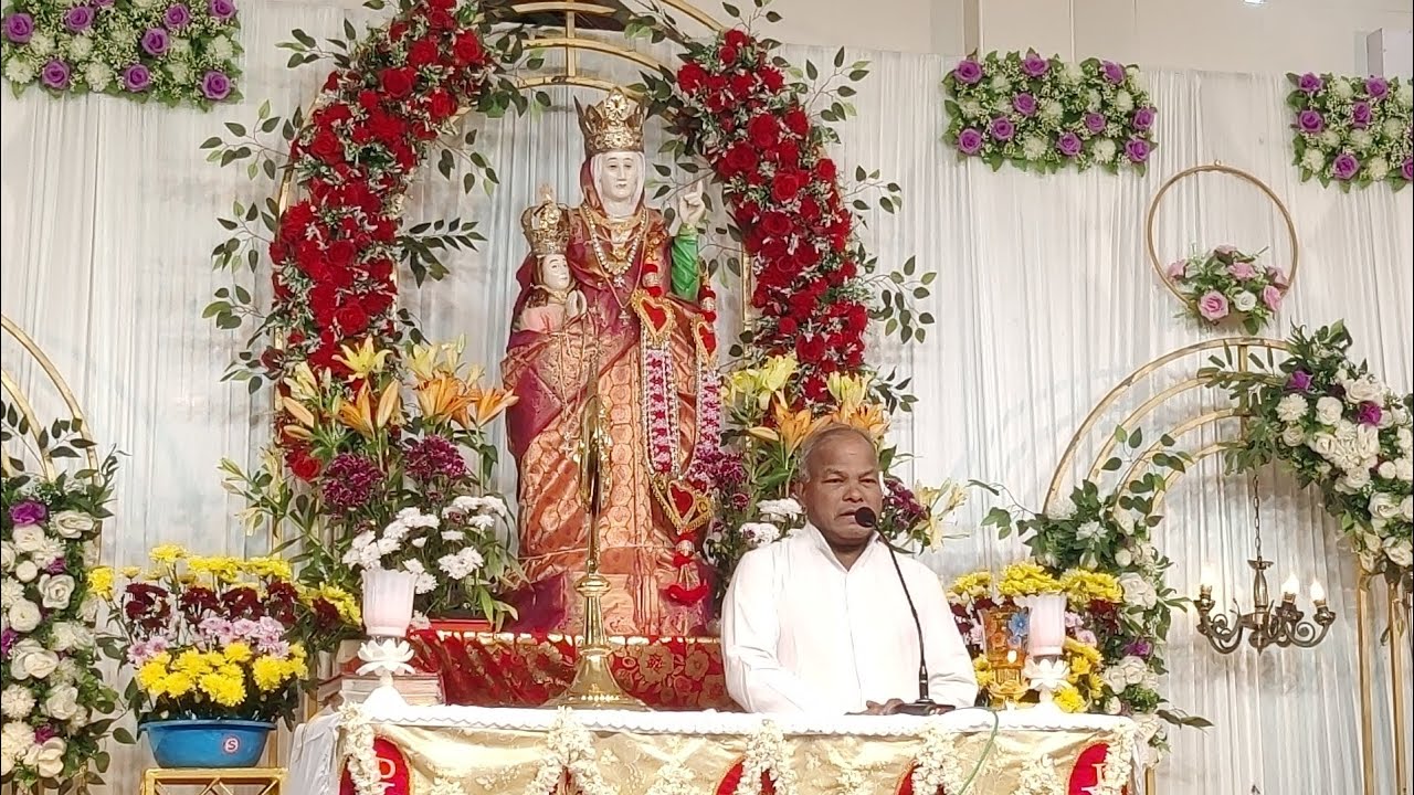 புதூர் புனித சந்தன மாதா  ஆலய 9 ஆம் திருவிழா மாலை ஆராதனை நற்கருணை ஆசீர் 