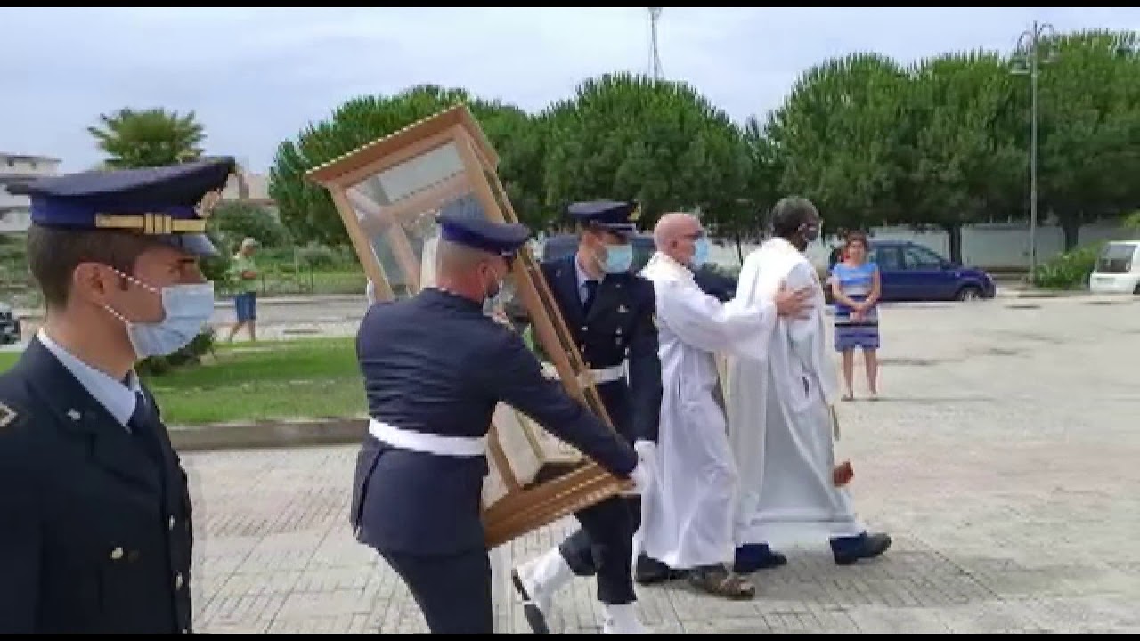L'EFFIGE DELLA MADONNA DI LORETO ALLA 132^ SQUADRIGLIA RADAR REMOTA DI CROTONE