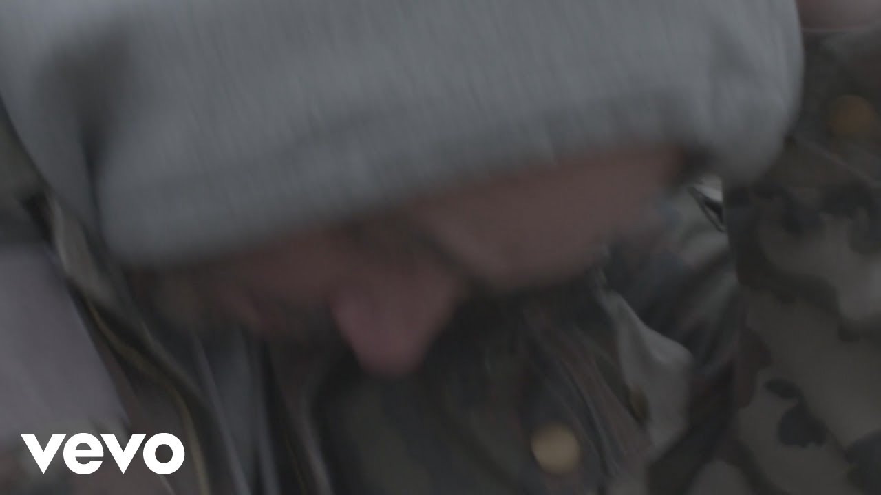 Fabri Fibra - Fumo Erba (Visual Video)