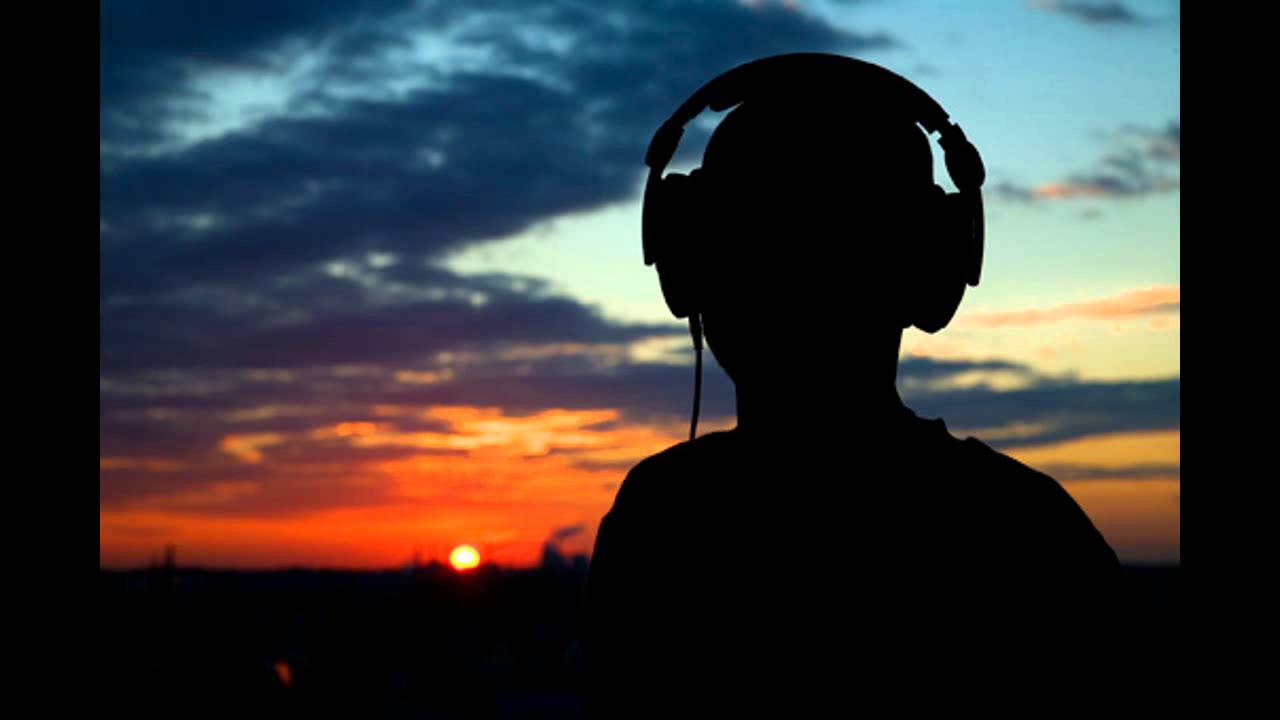 Paul Kalkbrenner vs. Mika - Sky Ending [HQ]