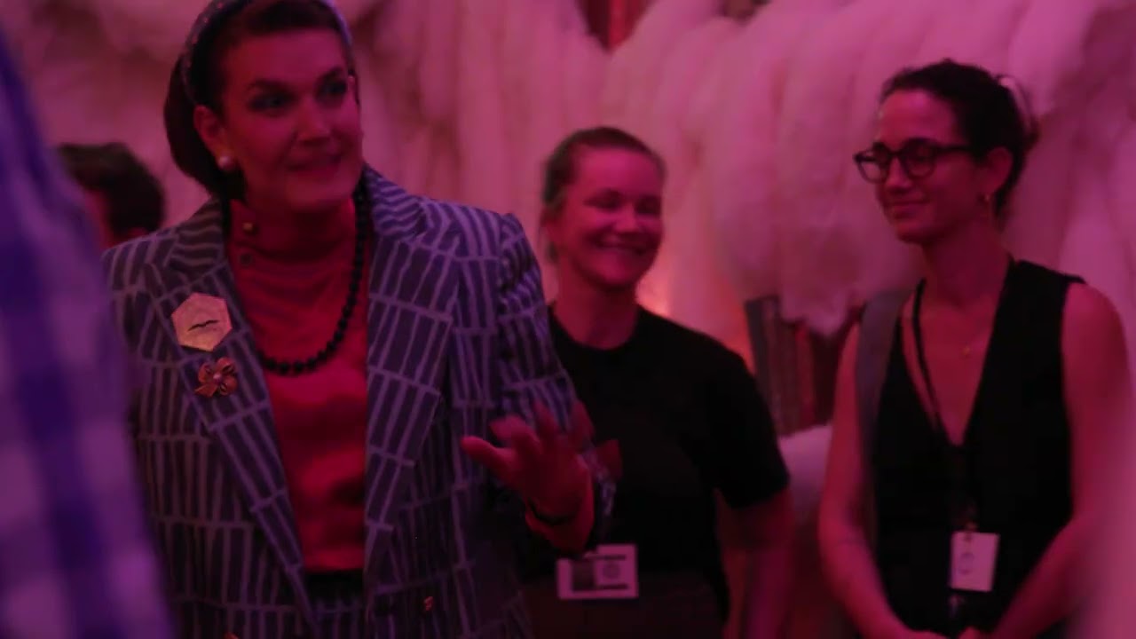 STOREHOUSE | An immersive show for the fake news era