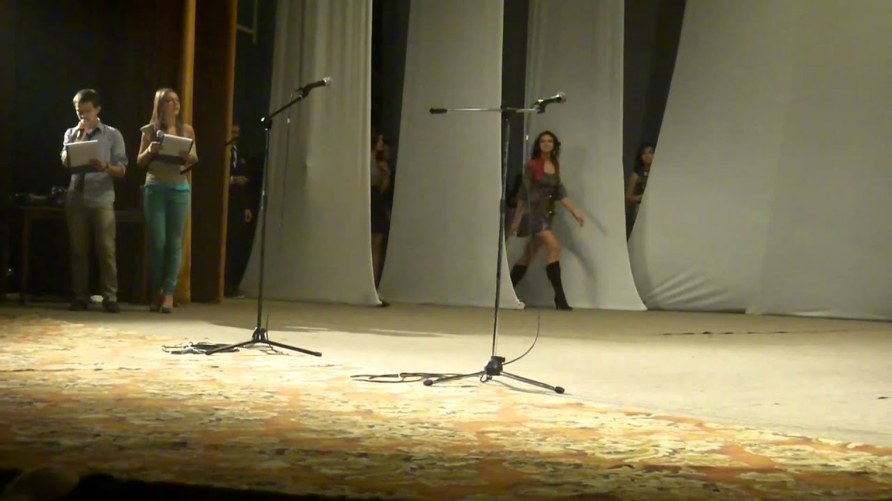 Balul Bobocilor A.T. Laurian 2010 partea 2