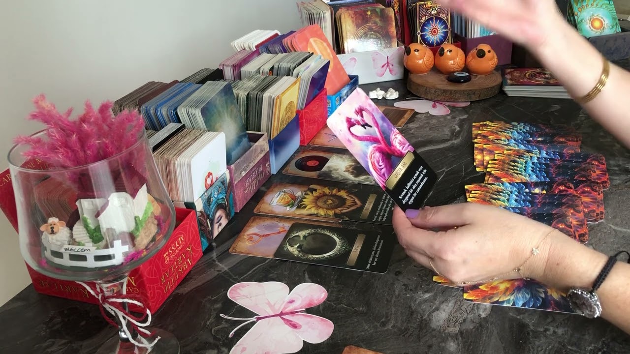 🕊️💜ONA SENİ SORDUM💜NE KARAR ALDI#tarot#tarotfalı#aklımdakikişibenidüşünüyormu
