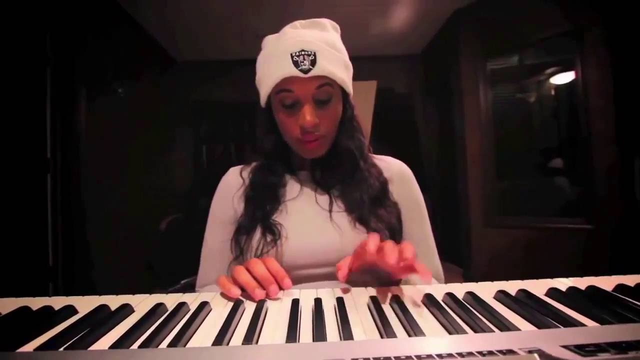 Female Beat Makers (Live Beats, Production, Turntablism, Looping, Beatboxing)