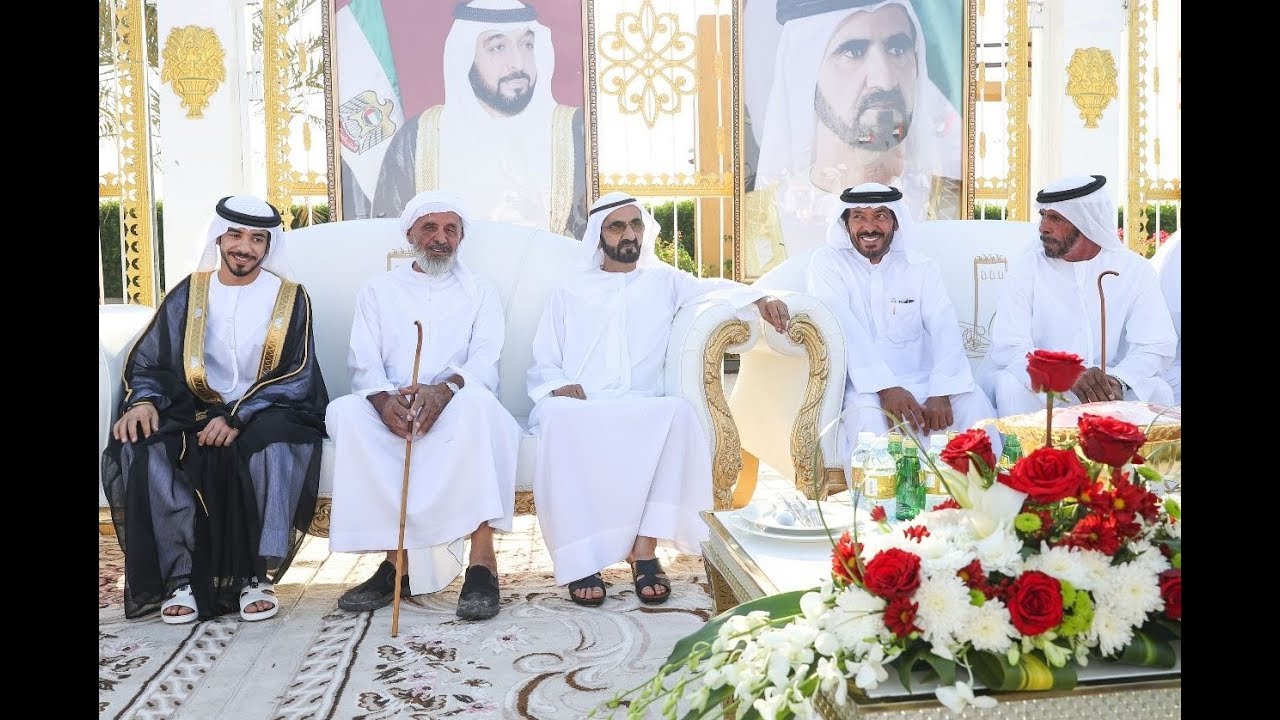 ​محمد بن راشد يحضر أفراح الفلاسي والكتبي