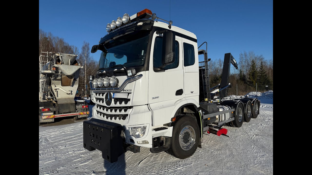 Köp - Lastväxlare Mercedes-Benz Arocs 3251 8x4 Plogutrustad