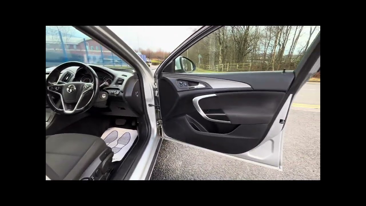 Vauxhall Insignia 2.0L CDTI AUTOMATIC 